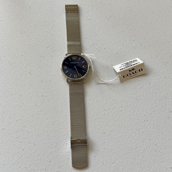 COACH Unisex Elliot Silver-Tone Stainless Steel Mesh Bracelet Watch 41mm - Picture 6 of 8